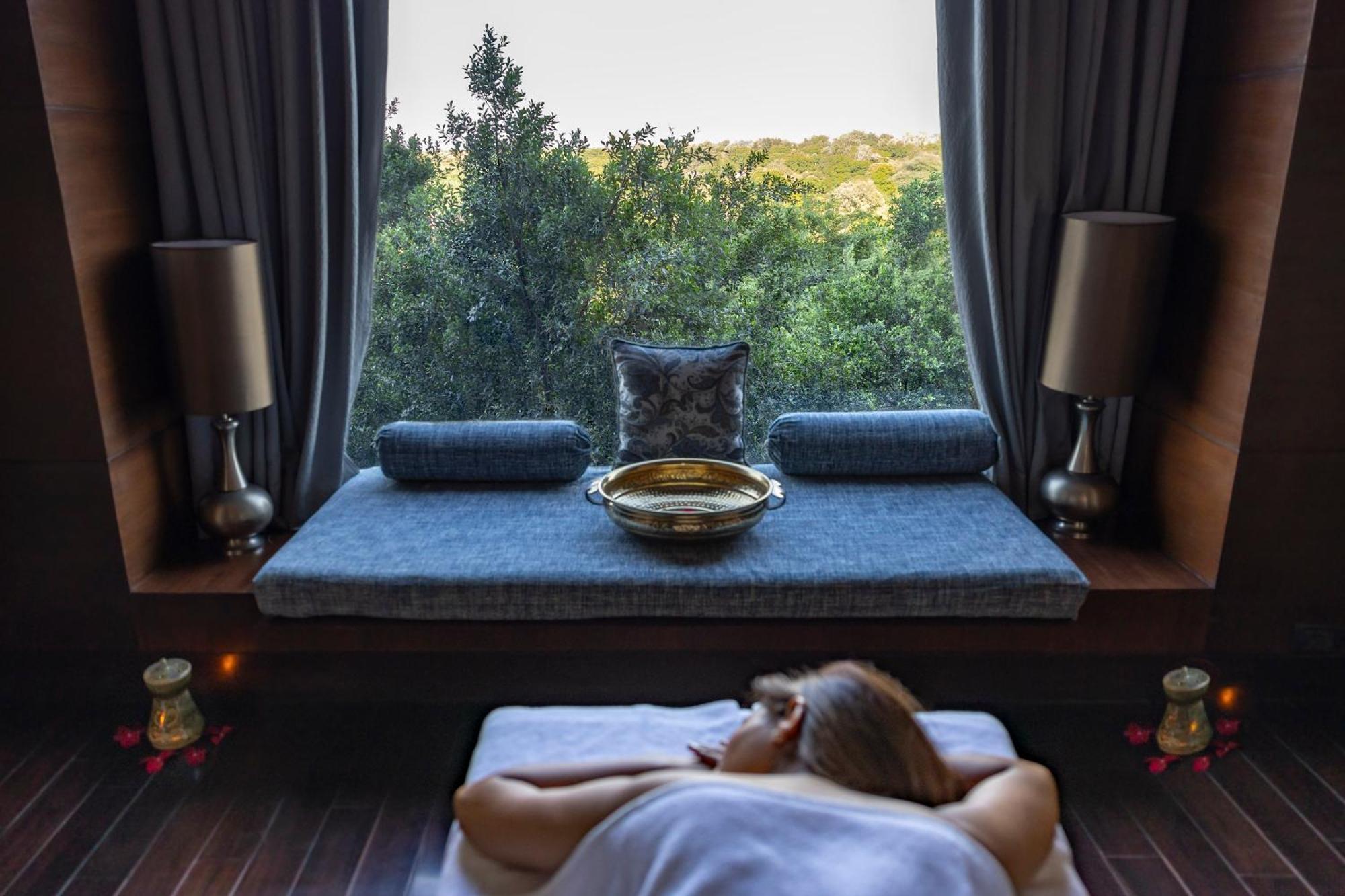 The Leela Ambience Gurugram Hotel & Residences - The Luxury Urban Sanctuary Γκουργκάον Εξωτερικό φωτογραφία Spa at The Westin Athens